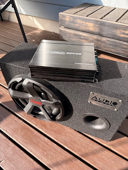 Audio System subbari + vahvistin