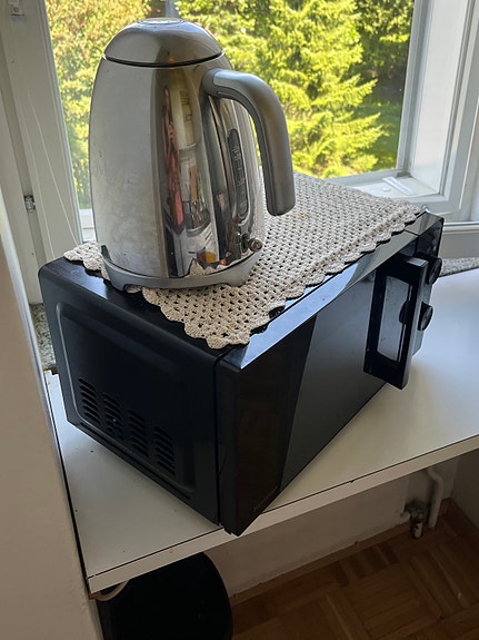 Mikroaaltouuni Hisense, musta, vähän käytetty