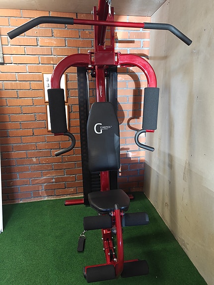 Gymstick monitoimilaite