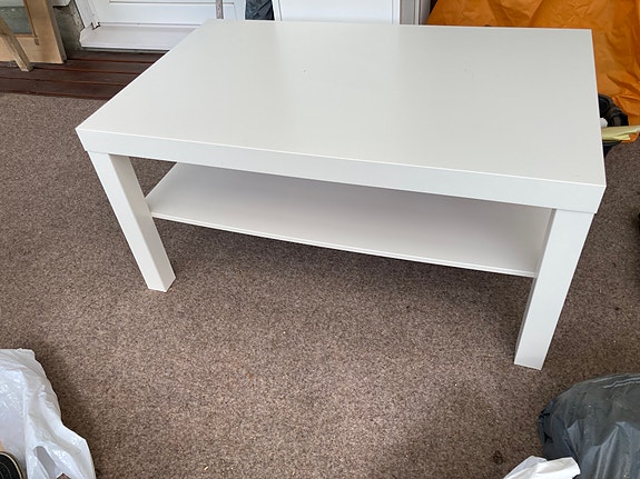 Ikean Lack sohvapöytä / table
