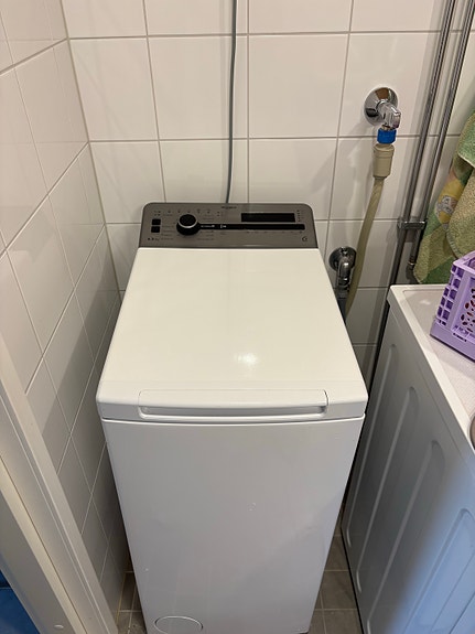 Whirlpool päältä täytettävä pesukone