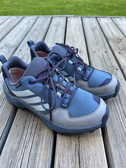 Adidas Terrex lasten vaelluskengät, koko 36