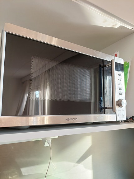 Kenwood mikroaaltouuni teräs