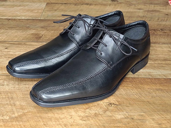 Uudet Clarks Juhlakengät 12 / 46 Miesten