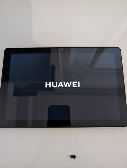 Myynnissä Huawei Mate pad T - tabletti