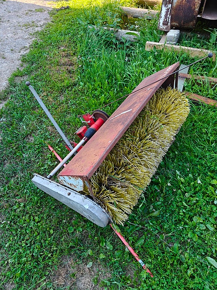 Kova sarvitraktorin avoharja