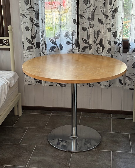 Pyöreä ruokapöytä 90cm