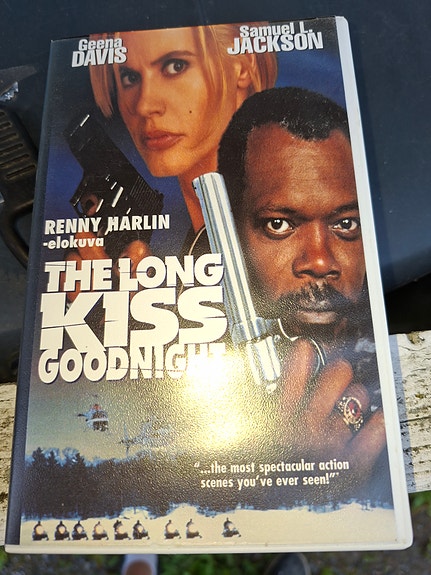 The Long Kiss Goodnight VHS-elokuva
