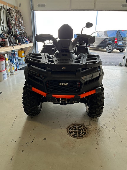 Traktorimönkija Tgb blade 1000