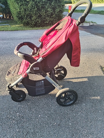 Britax lastenrattaat