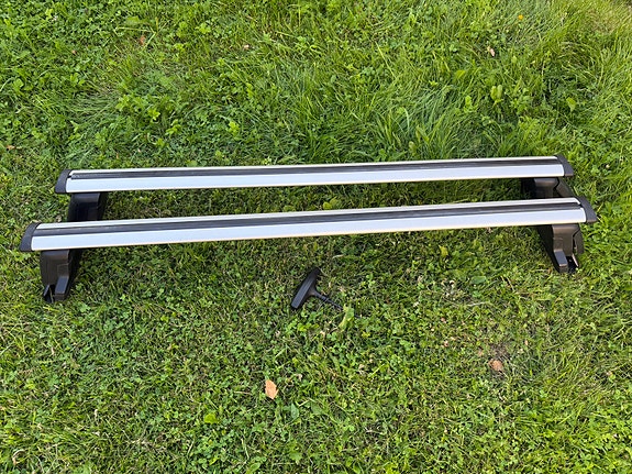 Audi A6 Sedan kattotelineet oem