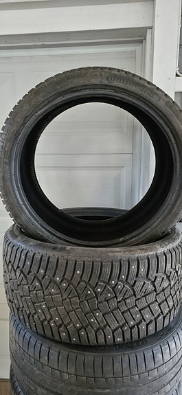 2 kpl nastarenkaita, pelkät kumet 255/35R19