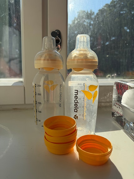 Lähes käyttämätön Medela Calma tuttipullo x2