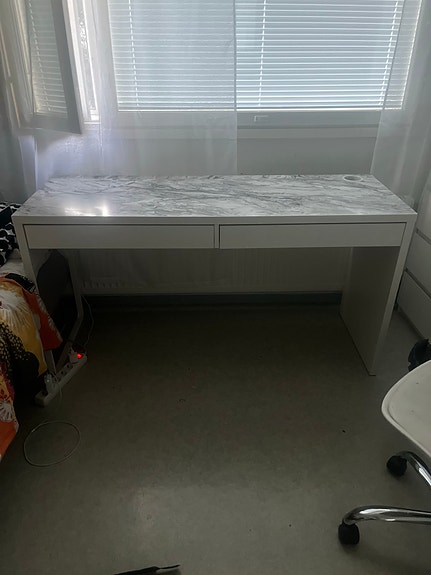 ikea micke työpöytä