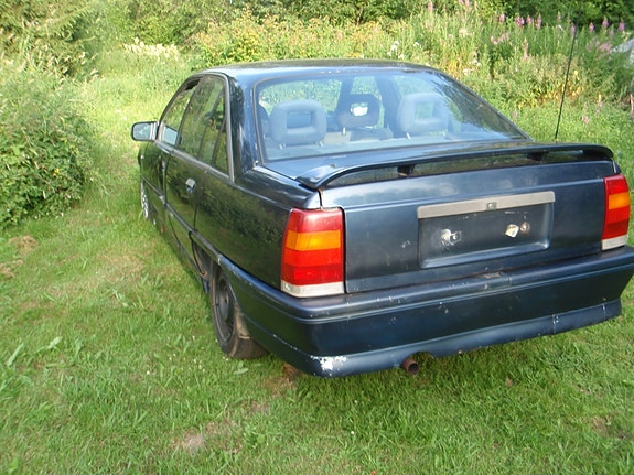 Opel Omega A kori