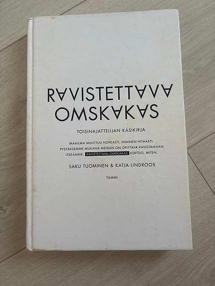 Ravistettava omskakas -kirja, Saku Tuominen & Katja Lindroos