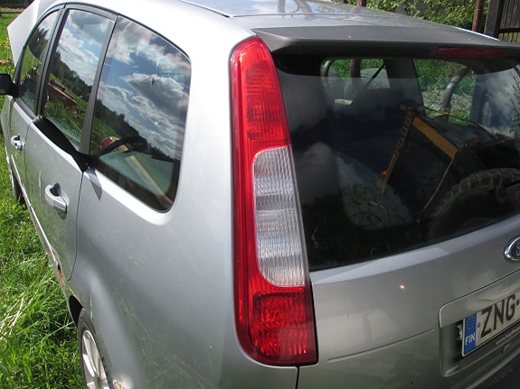Ford Focus c-Max Takavalot