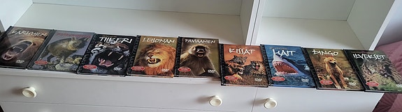 Tieto-DVD paketti eläimet, matkakohteet ja historia