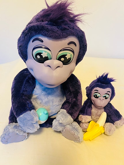 Myydään ihana interaktiivinen gorillaperhe: Animagic Tiki & Toko (äiti ja vauva)