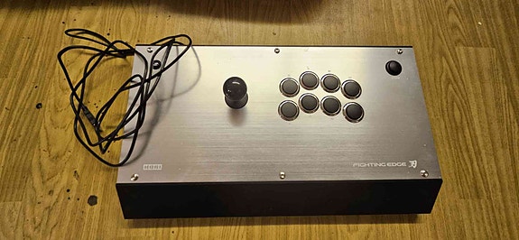 Hori Fighting Stick arcade-ohjain PC / konsolille