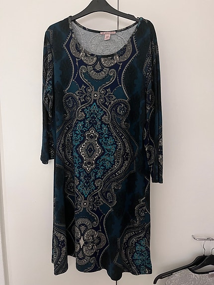 Anna Field mekko, koko 46