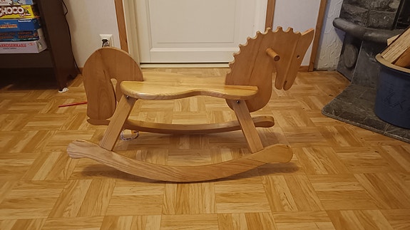Keinuhevonen