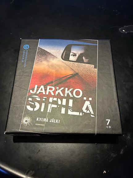 Jarkko Sipilä Kylmä jälki äänikirja 7 CD