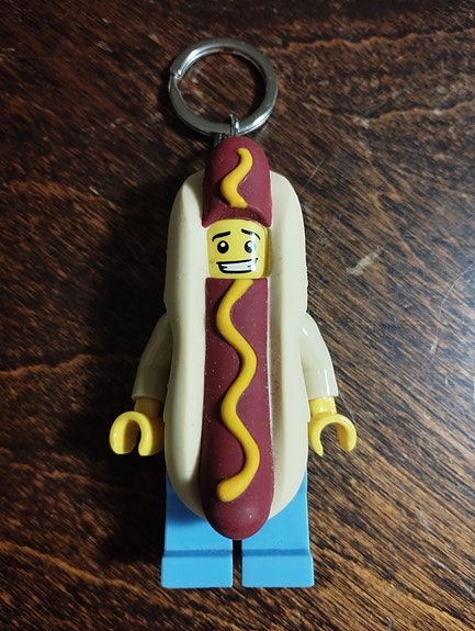 Lego Hot Dog avaimenperä led valolla