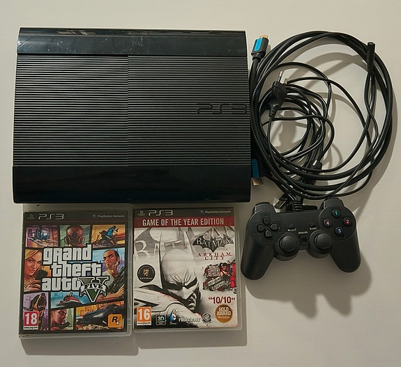 Playstation 3 Konsoli + Pelit