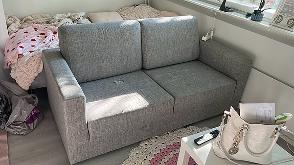 IKEA 2hengen istuttava vuodesohva