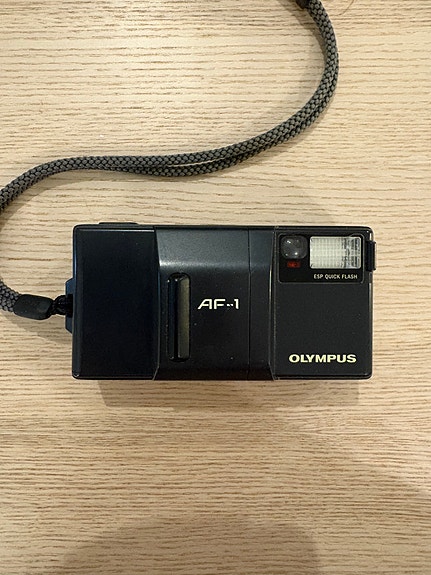 Olympus AF-1