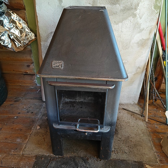 Harvian metallinen takka