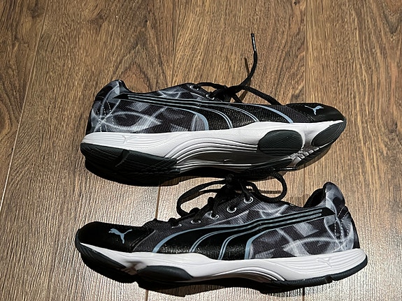 Puma fitness treenikengät kokoa 37