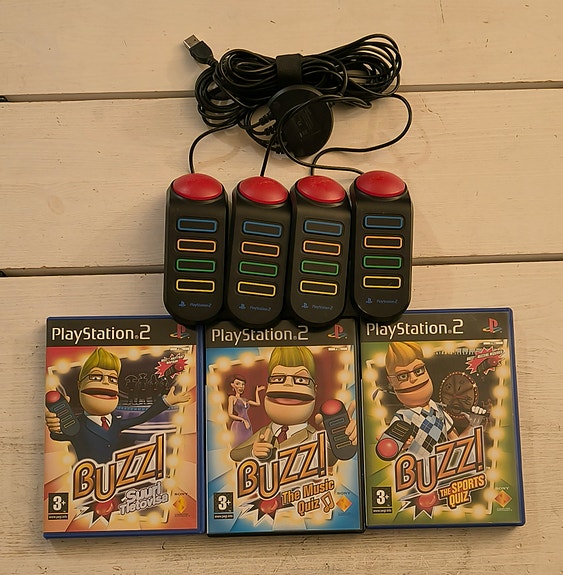 Buzz! PS2 Pelisetti 3 Peliä + Ohjaimet