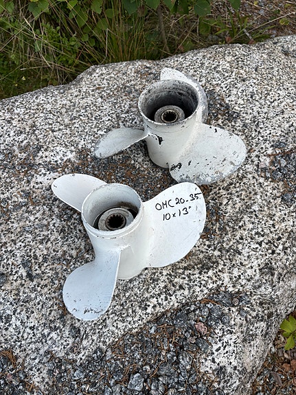 OMC 3-lapaiset potkurit Evinrude/Johnson 20-35hp