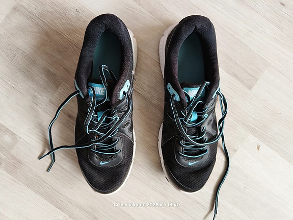 Nike naisten lenkkarit 40