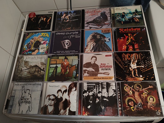 CD levyjä (rock, suomirock, metal, pop...)
