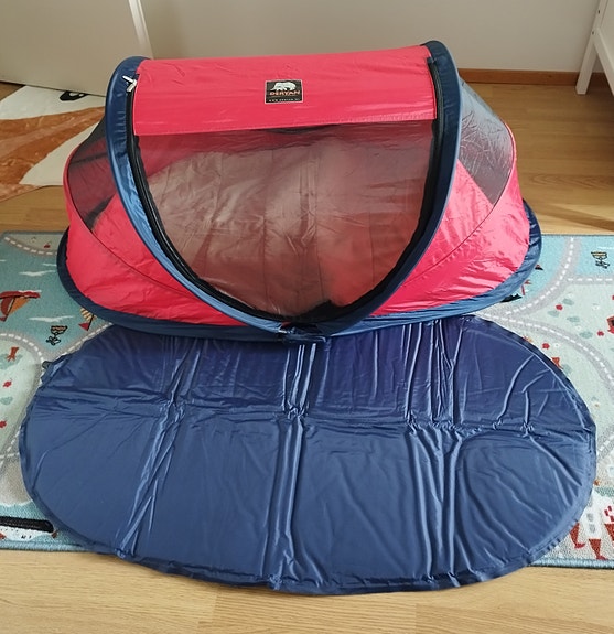 Deryan pop up -matkasänky / matkavuode vauvalle pinkki-sininen