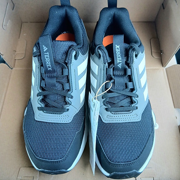 maastojuoksukengät Adidas Terrex 39⅓