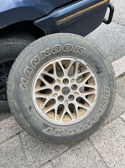 Jeep Grand Cherokee jaolla alumiini vanteet + renkaat