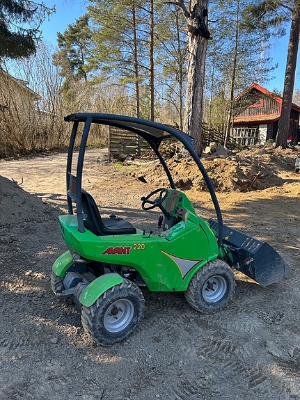 Vuokrataan Avant 220