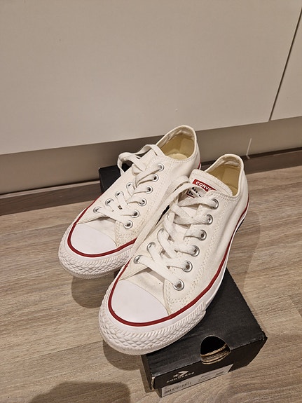 Converse, koko 37,5.