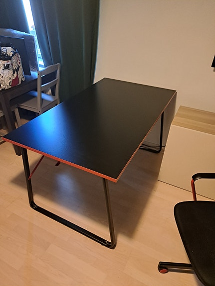IKEA Huvudspelare tietokonepöytä