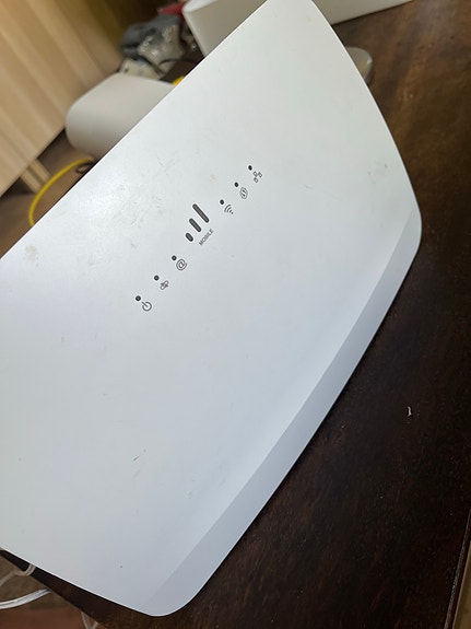 Hybrid Router reititin