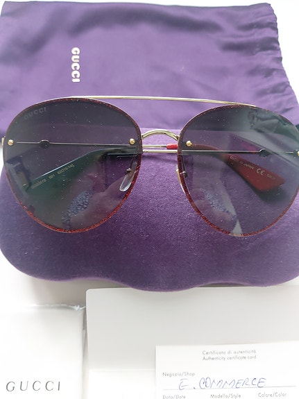 Gucci Aurinkolasit