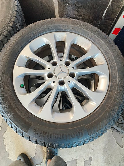 Mercedes GLA vanteet talvirenkailla