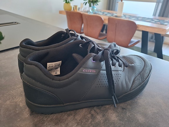 Shimano maasto pyöräilykengät 42