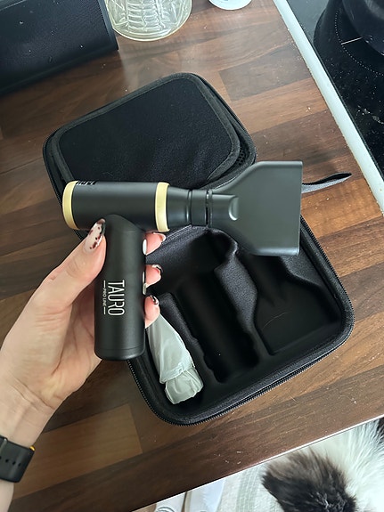 TAURO PRO LINE JOHDOTON FÖÖNI MUSTA, USB-C -LATAUS