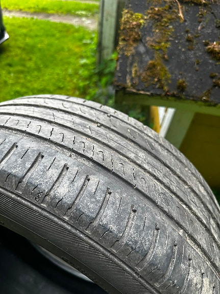 Kesärenkaat 225/50 17