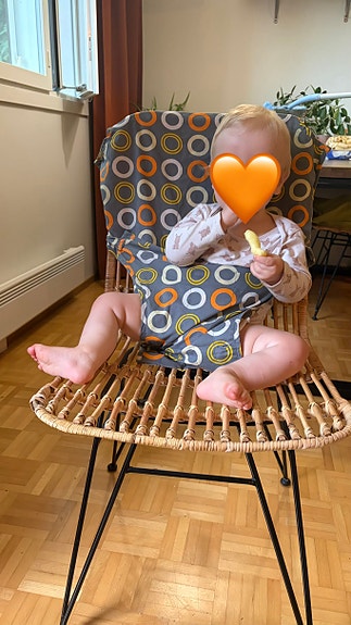 VUOKRATAAN matkasyöttötuoli vauvoille